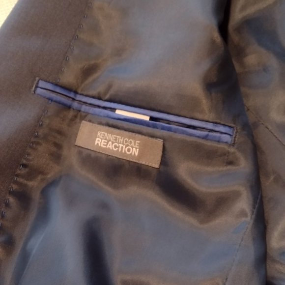 Kenneth Cole Reaction Suit Jacket - Picture 10 of 12